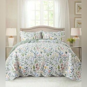 Retro Wildflower Quilted Bedspread w 2 Shams Scalloped Edge Queen Sz
